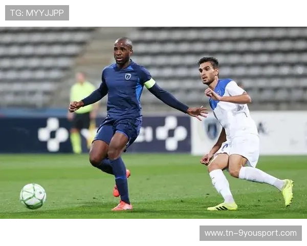 巴黎战术多样化，教练智慧备受称道